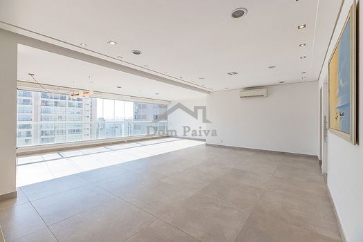 Foto 3 do(a) Apartamento de 3 quartos à venda em Campo Belo, São Paulo