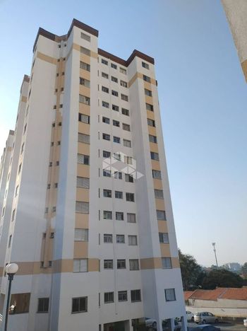 Foto 2 do(a) Apartamento de 3 quartos à venda em Vila Carmosina, São Paulo