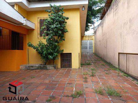 Foto 15 do(a) Casa de 3 quartos à venda em Vila Guiomar, Santo André