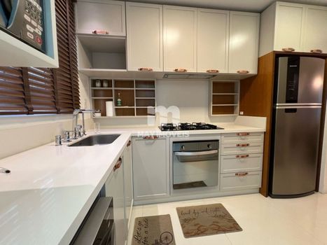 Foto 30 do(a) Apartamento de 3 quartos à venda em Centro, Balneário Camboriú