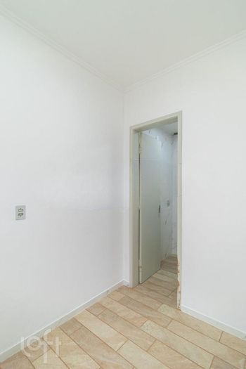 Foto 14 do(a) Apartamento de 2 quartos à venda em Menino Deus, Porto Alegre