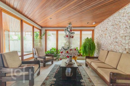 Foto 35 do(a) Apartamento de 2 quartos à venda em Menino Deus, Porto Alegre