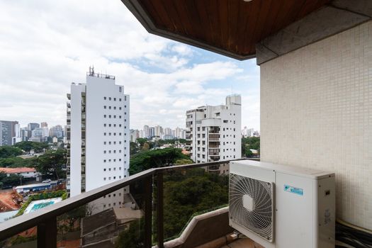Foto 49 do(a) Cobertura de 3 quartos à venda em Moema, São Paulo