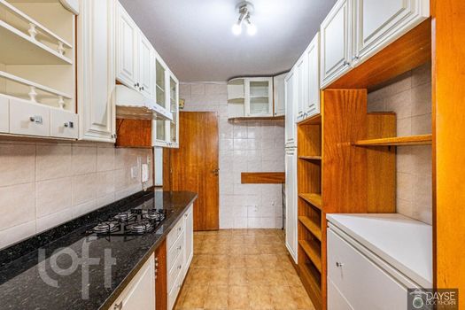 Foto 25 do(a) Apartamento de 3 quartos à venda em Jardim Lindóia, Porto Alegre