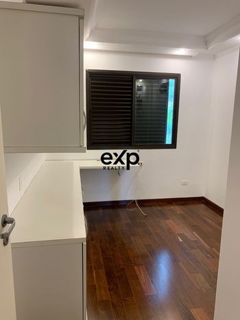 Foto 7 do(a) Apartamento de 3 quartos à venda em Indianópolis, São Paulo