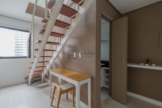 Foto 5 do(a) Cobertura de 1 quartos à venda em Vila Nova Conceição, São Paulo
