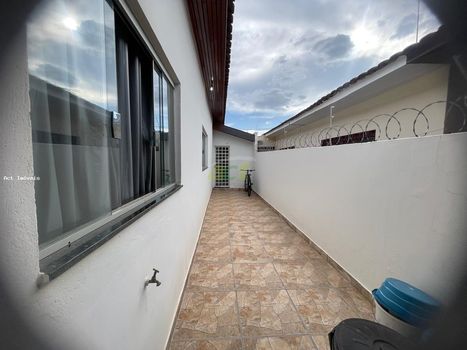 Foto 4 do(a) Casa de 3 quartos à venda em Vila Mendonça, Araçatuba