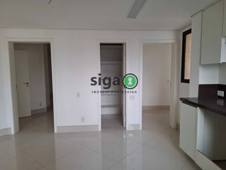 Foto 32 do(a) Apartamento de 4 quartos à venda em Vila Suzana, São Paulo