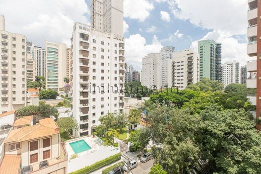 Foto 4 do(a) Apartamento de 3 quartos à venda em Indianópolis, São Paulo