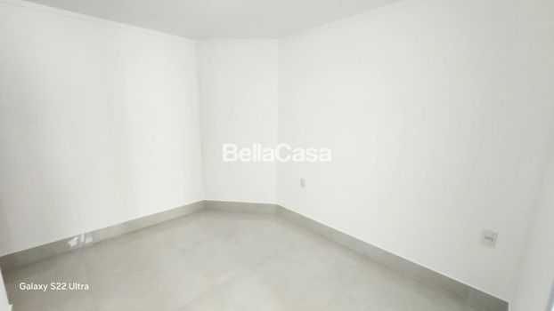 Foto 8 do(a) Apartamento de 3 quartos à venda em Centro, Guarapari