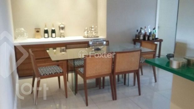Foto 4 do(a) Apartamento de 3 quartos à venda em Jardim Botânico, Porto Alegre