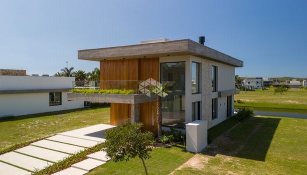 Foto 9 do(a) Casa em Condomínio de 4 quartos à venda em null, Torres