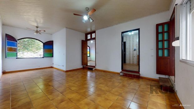 Foto 8 do(a) Casa de 4 quartos à venda em Guarujá, Porto Alegre