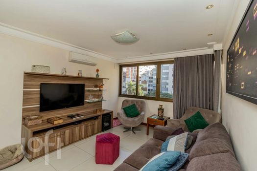 Foto 4 do(a) Apartamento de 2 quartos à venda em Bela Vista, Porto Alegre