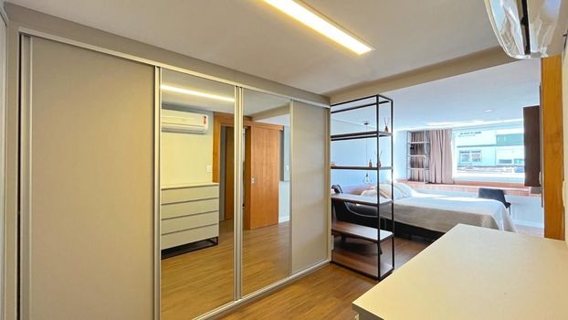 Foto 38 do(a) Flat de 2 quartos à venda em Menino Deus, Porto Alegre