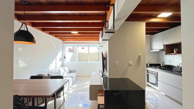 Foto 8 do(a) Flat de 2 quartos à venda em Menino Deus, Porto Alegre