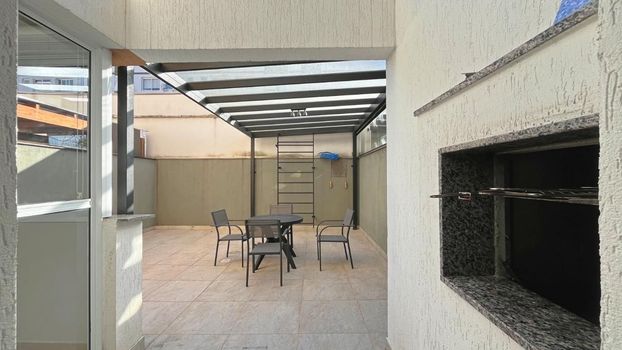 Foto 4 do(a) Flat de 2 quartos à venda em Menino Deus, Porto Alegre