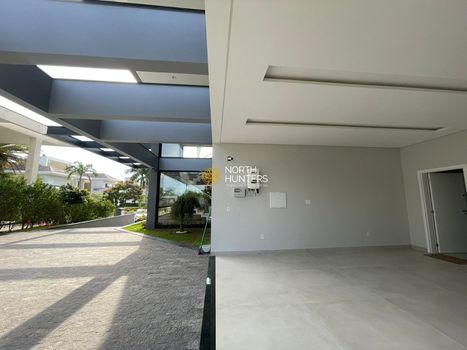 Foto 40 do(a) Casa de 4 quartos à venda em Jurerê Internacional, Florianópolis