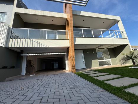 Foto 1 do(a) Casa de 4 quartos à venda em Jardim Europa, Chapecó
