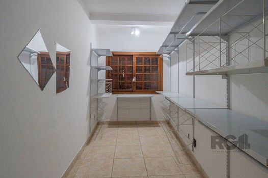 Foto 18 do(a) Casa em Condomínio de 4 quartos à venda em Glória, Porto Alegre