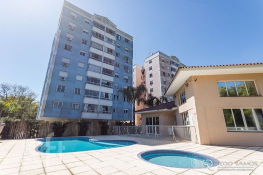 Foto 37 do(a) Apartamento de 3 quartos à venda em Cavalhada, Porto Alegre