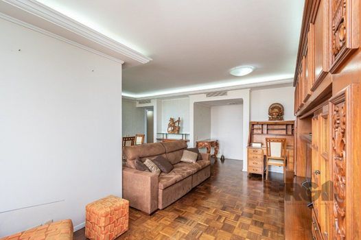 Foto 8 do(a) Flat de 3 quartos à venda em Centro Histórico, Porto Alegre