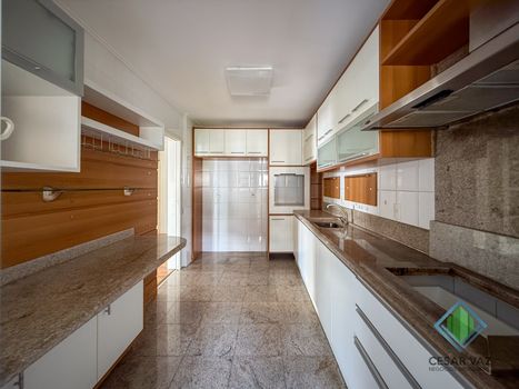 Foto 12 do(a) Apartamento de 3 quartos à venda em Itacorubi, Florianópolis