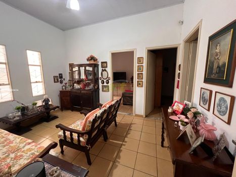 Foto 1 do(a) Casa de 3 quartos à venda em Vila Mendonça, Araçatuba