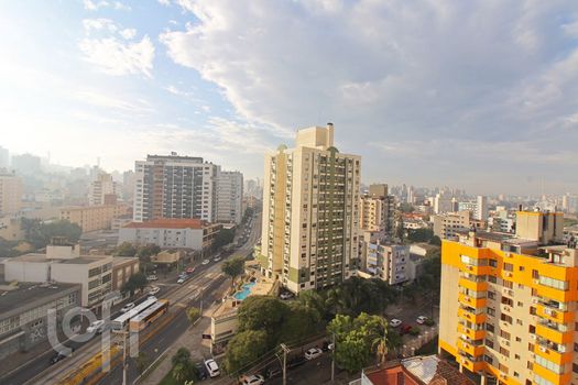 Foto 3 do(a) Apartamento de 2 quartos à venda em Santa Cecília, Porto Alegre