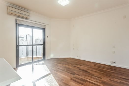 Foto 8 do(a) Apartamento de 4 quartos à venda em Vila Nova Conceição, São Paulo