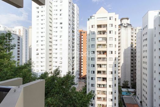 Foto 6 do(a) Apartamento de 3 quartos à venda em Moema, São Paulo