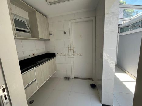 Foto 13 do(a) Casa em Condomínio de 4 quartos à venda em Chácara Vale do Rio Cotia, Carapicuíba