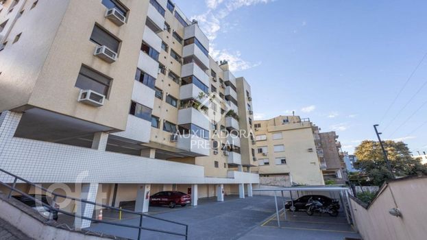 Foto 2 do(a) Apartamento de 2 quartos à venda em Jardim Floresta, Porto Alegre