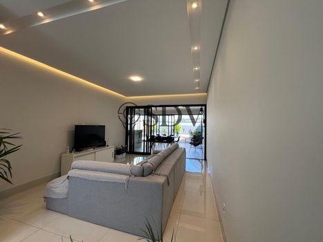 Foto 4 do(a) Casa em Condomínio de 4 quartos à venda em Loteamento Park Gran Reserve, Indaiatuba