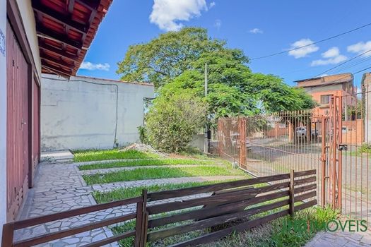 Foto 3 do(a) Casa de 5 quartos à venda em Rubem Berta, Porto Alegre