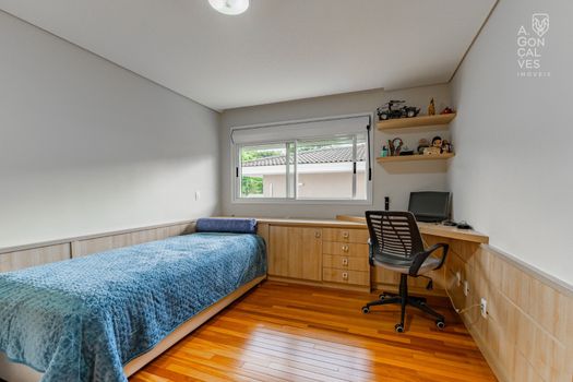 Foto 22 do(a) Casa em Condomínio de 4 quartos à venda em Santo Inácio, Curitiba