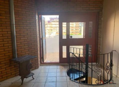 Foto 1 do(a) Cobertura de 1 quartos à venda em Cidade Baixa, Porto Alegre