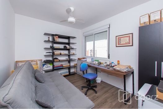 Foto 14 do(a) Apartamento de 3 quartos à venda em Jardim Lindóia, Porto Alegre