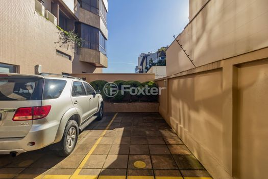 Foto 48 do(a) Apartamento de 3 quartos à venda em Rio Branco, Porto Alegre