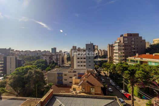 Foto 10 do(a) Apartamento de 3 quartos à venda em Rio Branco, Porto Alegre