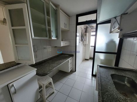 Foto 16 do(a) Apartamento de 3 quartos à venda em Vila do Encontro, São Paulo