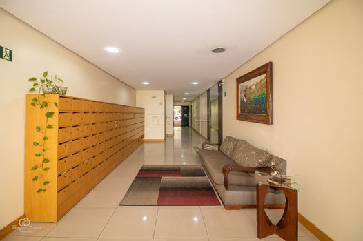 Foto 2 do(a) Apartamento de 2 quartos à venda em Petrópolis, Porto Alegre