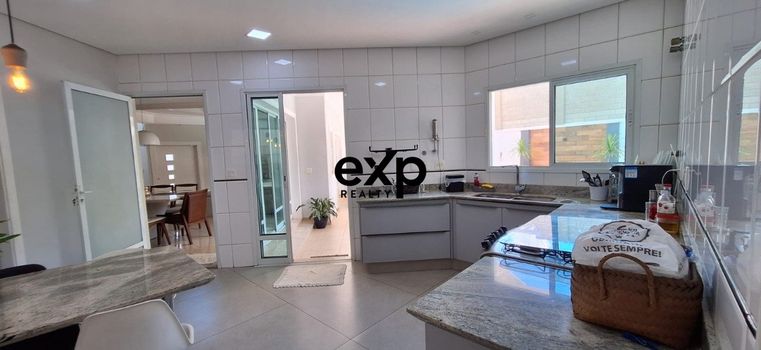 Foto 13 do(a) Casa em Condomínio de 4 quartos à venda em Vila Faustina II, Valinhos