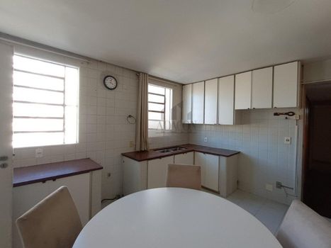 Foto 18 do(a) Apartamento de 3 quartos à venda em Rio Branco, Porto Alegre