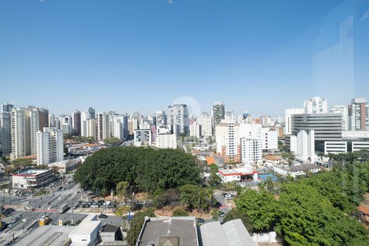Foto 3 do(a) Apartamento de 4 quartos para alugar em Vila Olímpia, São Paulo