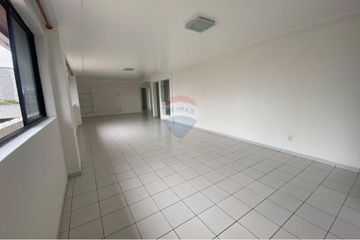 Foto 2 do(a) Apartamento de 5 quartos à venda em Petrópolis, Natal