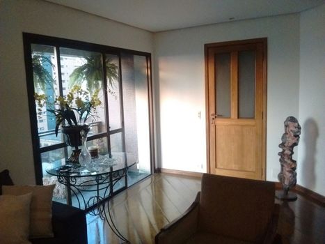 Foto 5 do(a) Apartamento de 3 quartos à venda em Vila Mariana, São Paulo