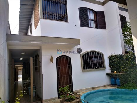Foto 2 do(a) Casa de 3 quartos à venda em Vila Parque Jabaquara, São Paulo