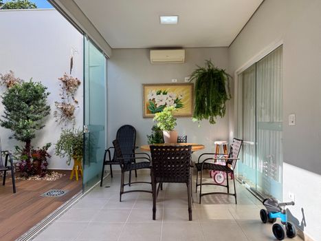 Foto 7 do(a) Casa em Condomínio de 3 quartos à venda em Jardim Burle Marx, Londrina