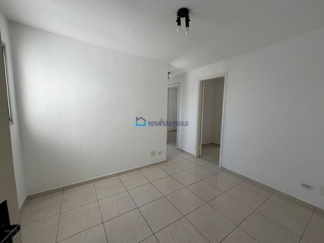 Foto 2 do(a) Apartamento de 2 quartos à venda em Cambuci, São Paulo